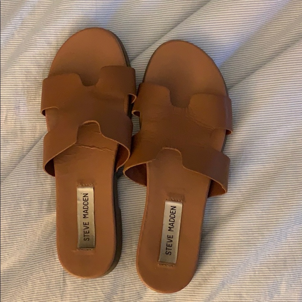 Steve Madden leather sandal
